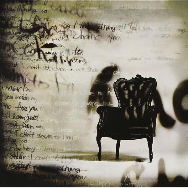 GUN DOG - Chair - Amazon.com Music